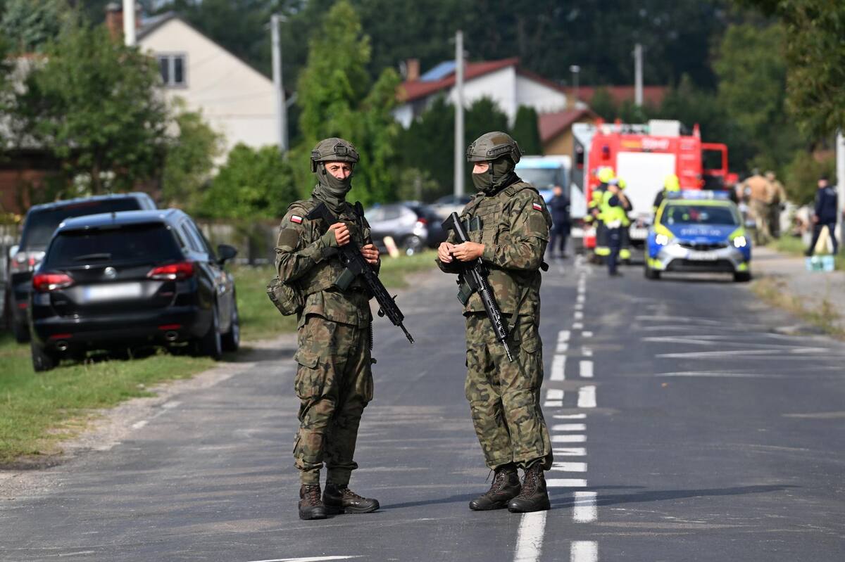 Ejército de Polonia en la zona donde impactó un dron ruso.