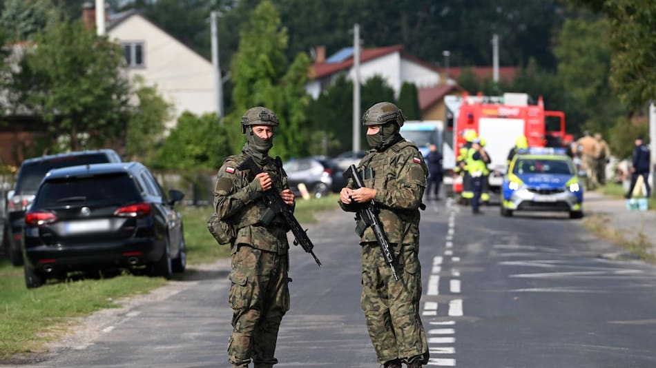 Ejército de Polonia en la zona donde impactó un dron ruso.