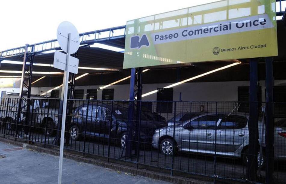 Paseo Comercial Once