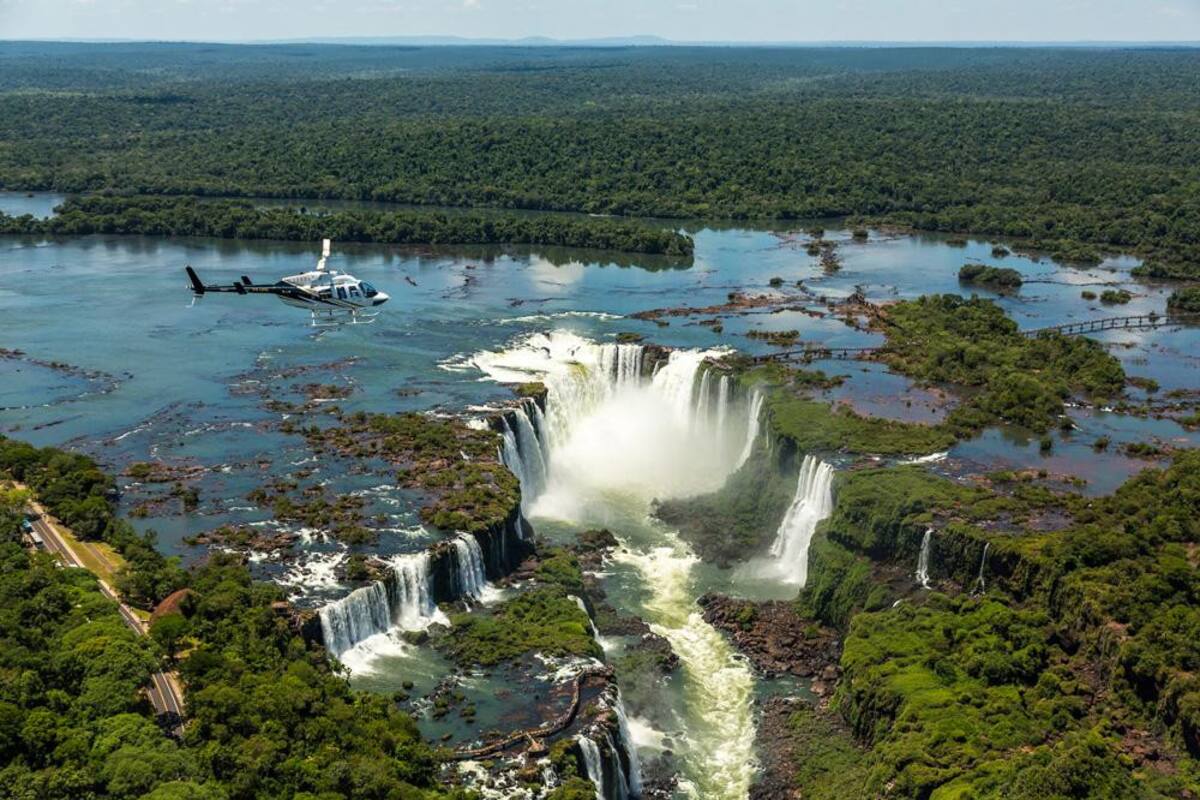 Foz de Iguazú, Cataratas, Brasil, frontera con Argentina, turismo