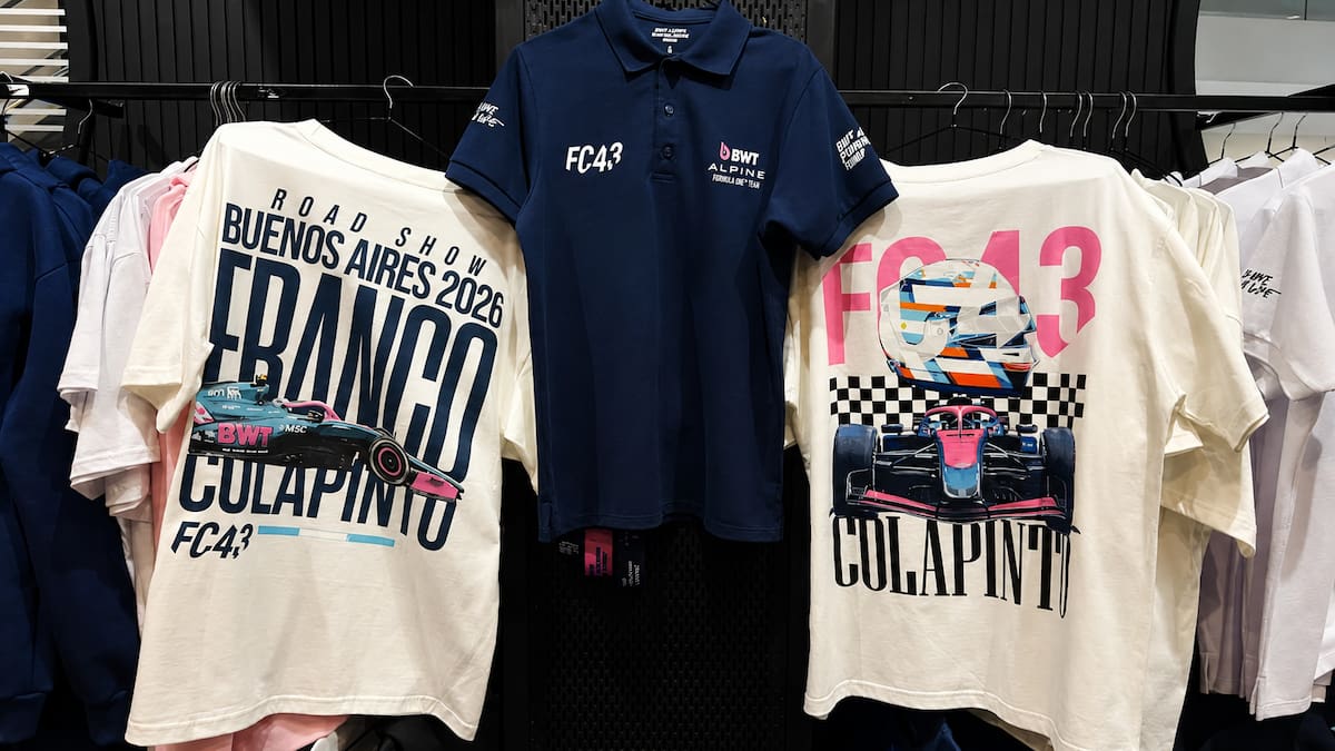 El único stand oficial de merchandising de Franco Colapinto en Argentina ya tiene dirección: precios y qué se consigue