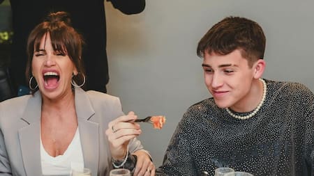 Flor Peña y Juan Otero en los preparativos de la fiesta. Foto: Instagram/ @flor_de_p