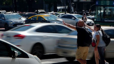 Caos de tránsito en la Ciudad de Buenos Aires. Foto: NA.