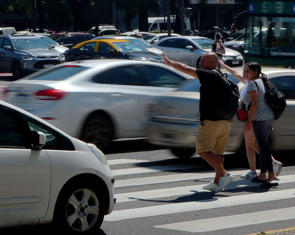 Caos de tránsito en la Ciudad de Buenos Aires. Foto: NA.