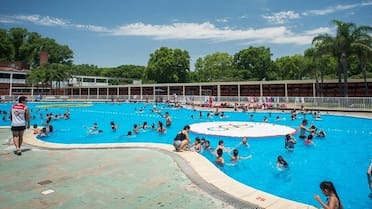 Abrieron las piletas públicas de CABA para refrescarse y nadar durante el verano 2026: ubicaciones y horarios