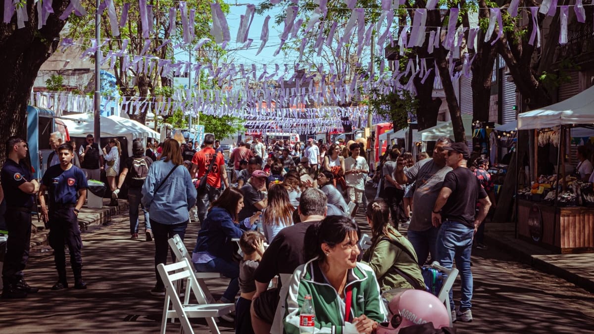 Se acerca una nueva edición de la feria Leer y Comer con entrada gratuita.