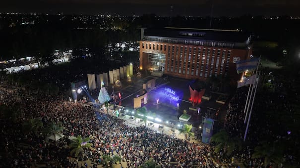 Se encendió la Navidad en Malvinas Argentinas