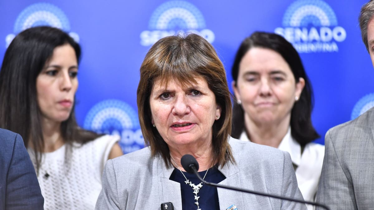 Tras las críticas, el Gobierno modificará el artículo de las licencias médicas de la reforma laboral: “Vamos a dejar un 100% del salario”