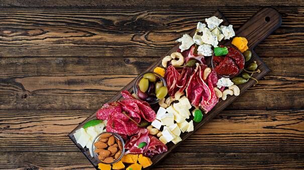 El pueblito cerca de CABA que organiza la Fiesta Nacional de la Picada y la Cerveza: cuándo se celebra