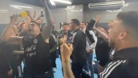 Festejos de la selección argentina por clasificación al Mundial de Qatar 2022.