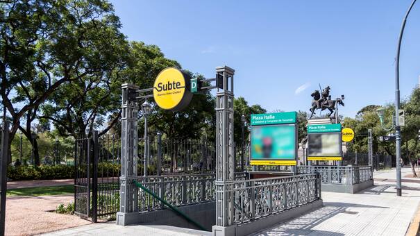 Plaza Italia, fuera de servicio: la estación de la Línea D cierra tres meses por obras de modernización y restauración patrimonial