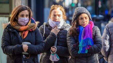 El frío se hace sentir con muy bajas temperaturas. Foto: NA.
