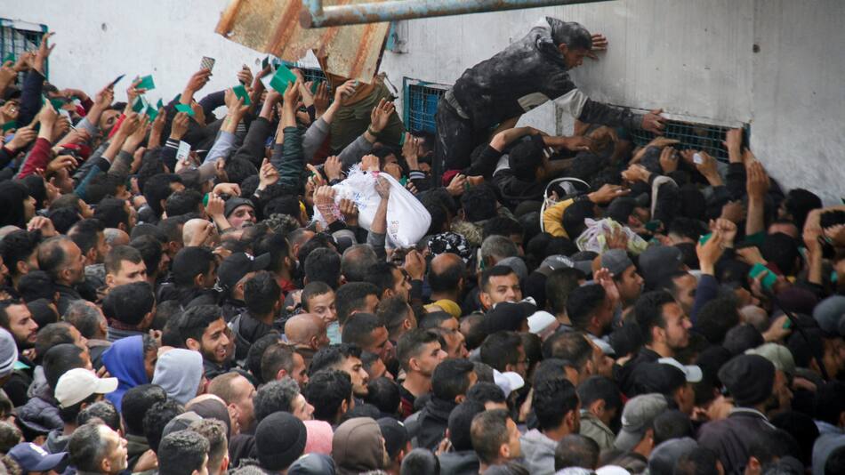 Hambruna en Gaza. Foto: Reuters.