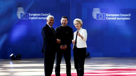 Antonio Costa, Volodímir Zelenski y Ursula von der Leyen. Foto: Reuters (Stephanie Lecocq)