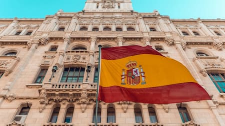 Bandera de España. Foto: Unsplash.
