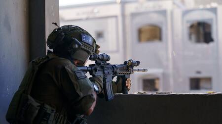 Soldados israelíes en la Franja de Gaza; guerra Israel-Hamás: Foto: X @idfonline