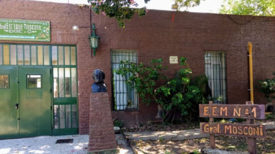 Escuela Secundaria de Rafael Castillo. Foto: NA