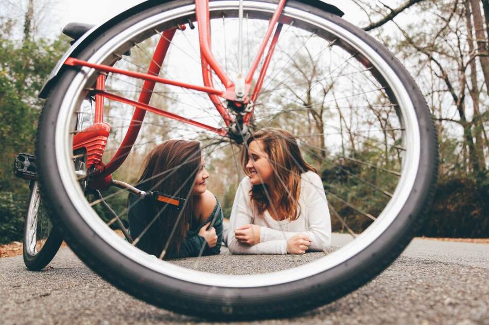 Día del amigo. Foto: Unsplash, Seth Doyle.