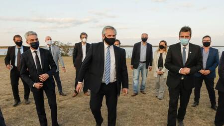 Alberto Fernández, Mario Meoni y Sergio Massa