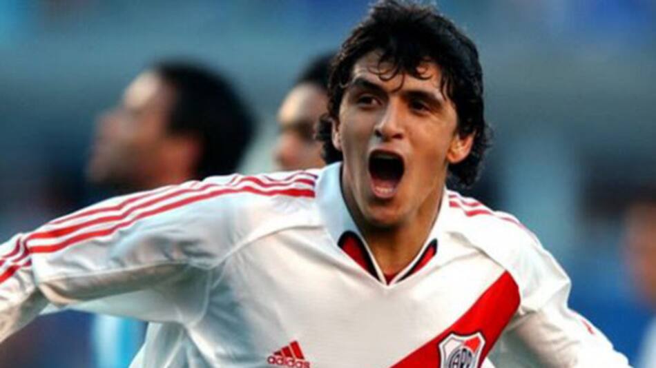 Lucho González