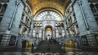 La “Catedral del Ferrocarril”: la imponente estación de tren de Europa que parece un palacio arquitectónico