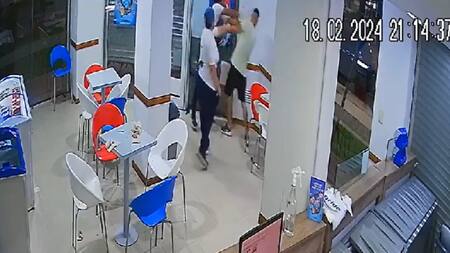 Robo frustrado en una heladería de Rosario. Foto: captura de pantalla