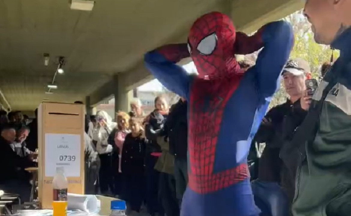 Votó Spiderman.