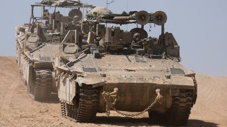 Tanques de Israel en Gaza. Foto: Reuters.