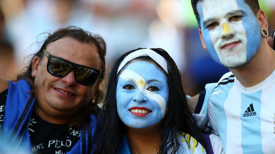 Hinchas argentinos, Argentina vs. Venezuela, Deportes, fútbol, Reuters