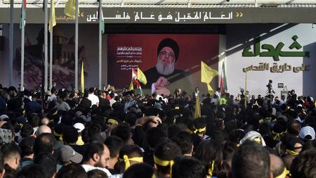 El líder del grupo libanés Hezbollah, Hasán Nasrala, durante su discurso. Foto: EFE.