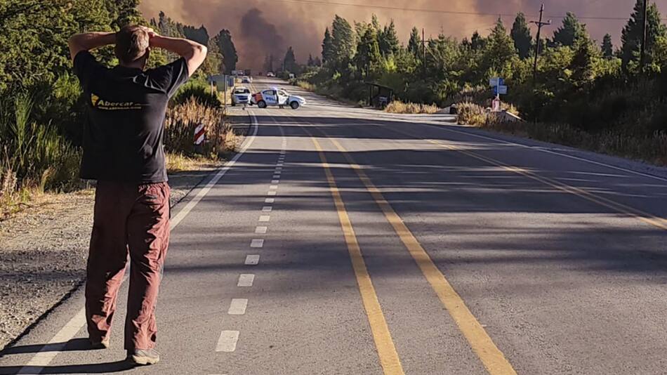 Fuerte incendio en El Bolsón. Foto: ElBolsónTrekking.