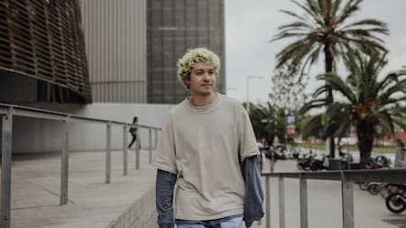 La ropa oversize es tendencia. Foto: Freepik.