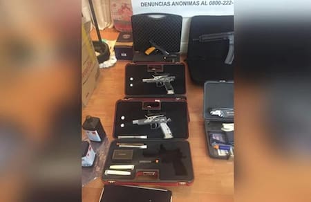 Li Feng Hsieh - Armas