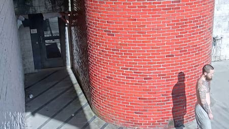 Danelo Cavalcante, el preso brasileño que se escapó de una prisión de Pensilvania, Estados Unidos. Foto: Captura de video.