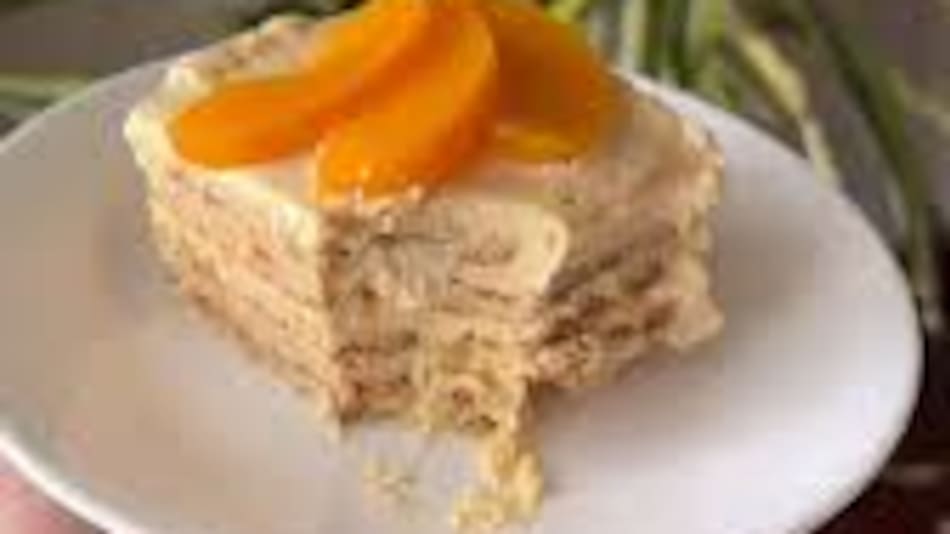 Postre Carlotta de durazno.