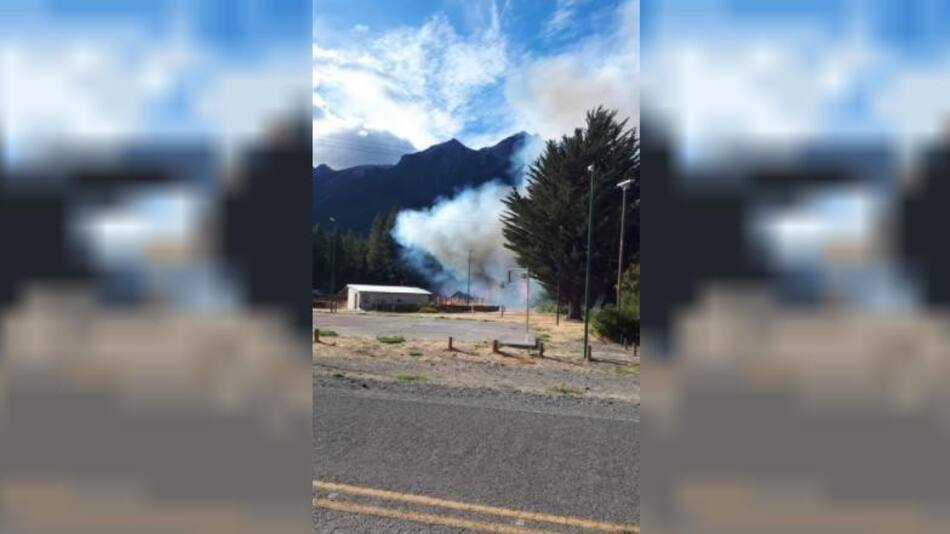 Incendios en la Patagonia, Lago Epuyén, Foto Noticias de El Bolsón