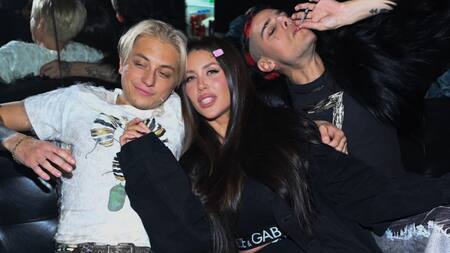 Wanda Nara con el dúo Catriel y Paco Amoroso.