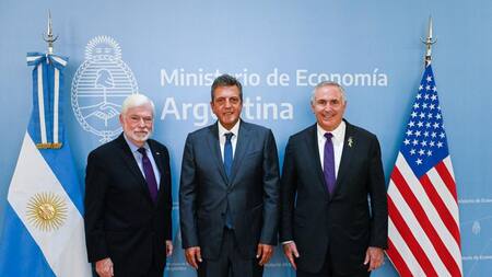 Sergio Massa, se reunió con el Asesor Especial del Presidente Joe Biden para las Américas, Christopher Dodd