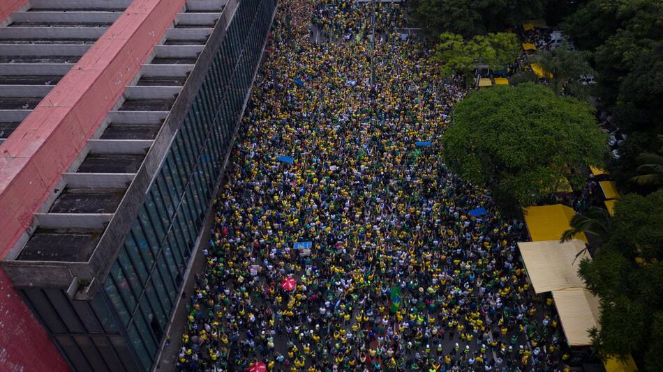 Manifestantes de Bolsonaro en Sao Paulo. Foto: EFE.