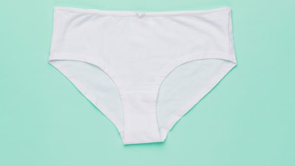 Regalar una bombacha blanca en Año Nuevo: el ritual que llama a la abundancia y prosperidad para 2026