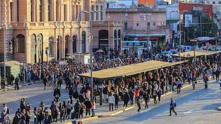 CABA se prepara para la llegada de la línea F: licitan obras para reorganizar el Centro de Trasbordo de Plaza Constitución