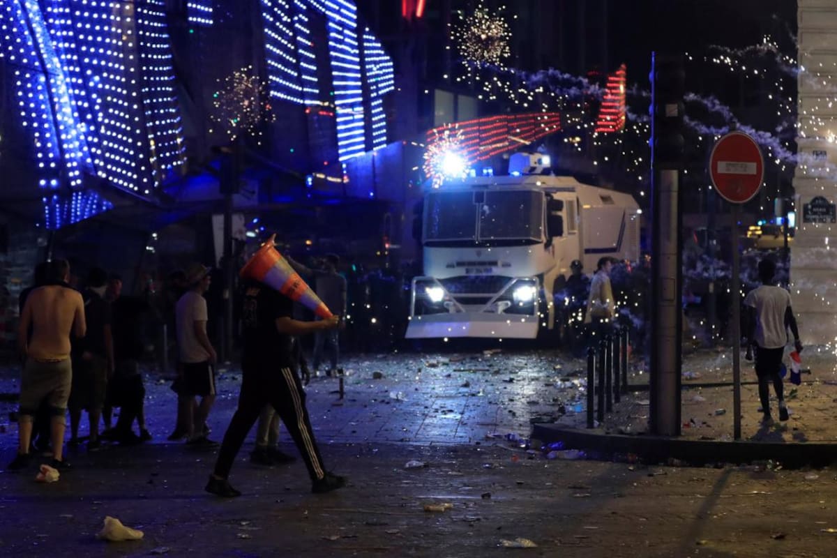 Francia campeón del Mundial Rusia 2018: violentos incidentes en París (Reuters)