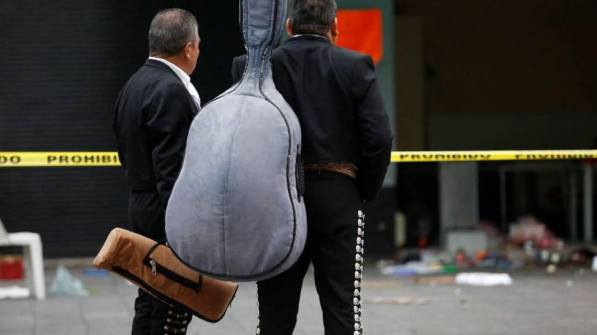 Mariachis - ataque a los tiros