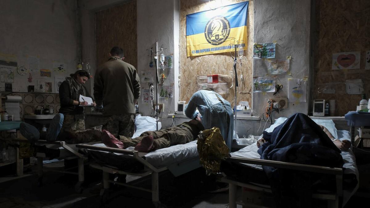 Atención a soldados ucranianos heridos en la guerra contra Rusia. Foto: EFE.