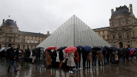 Coronavirus en Francia, cerraron el Museo del Louvre, epidemia, REUTERS