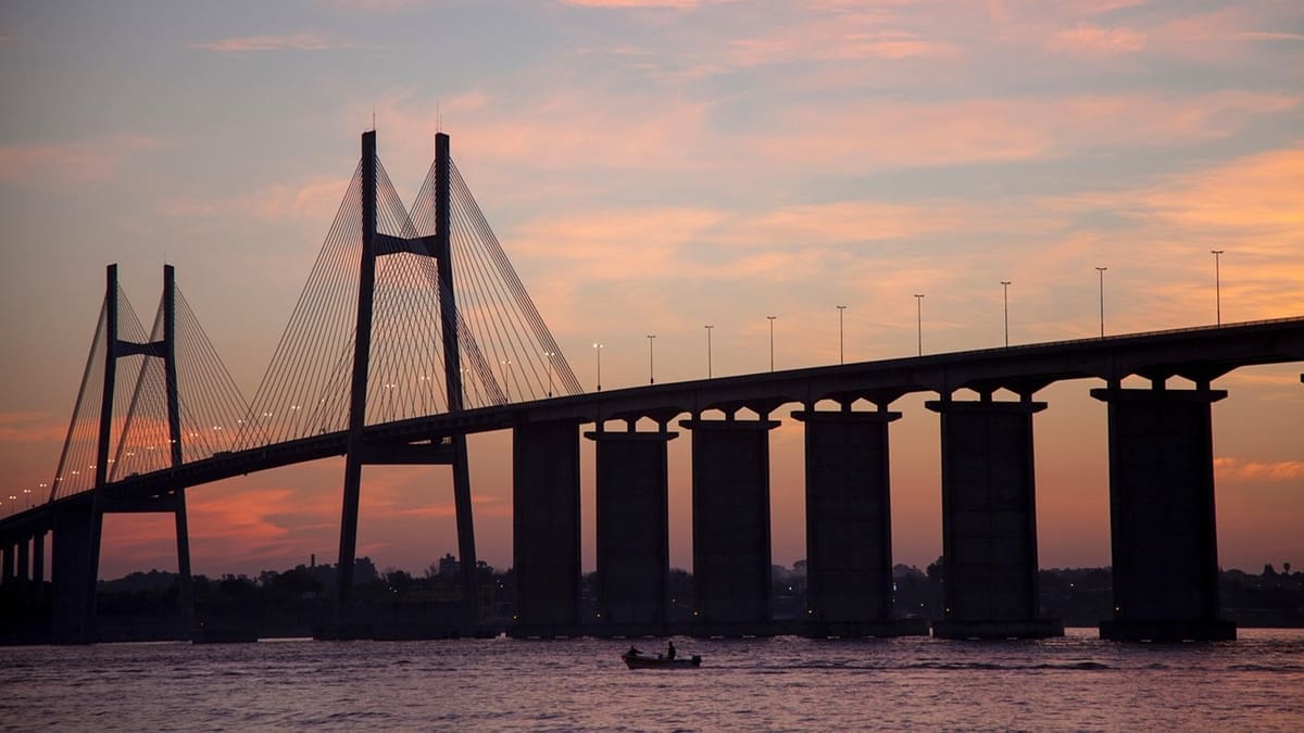 El Gobierno anunció la finalización de las obras del Puente Rosario-Victoria.