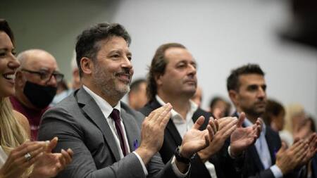 Gustavo Menéndez en la apertura de las sesiones ordinarias en Merlo 2022.