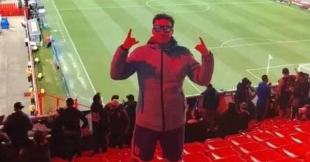 Gonzalo Alfaro, el hincha de Universidad de Chile que cayó desde una tribuna del estadio de Independiente.