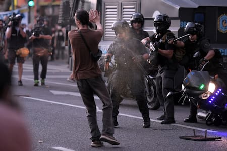 Incidentes en las afueras del Congreso. Foto: Télam