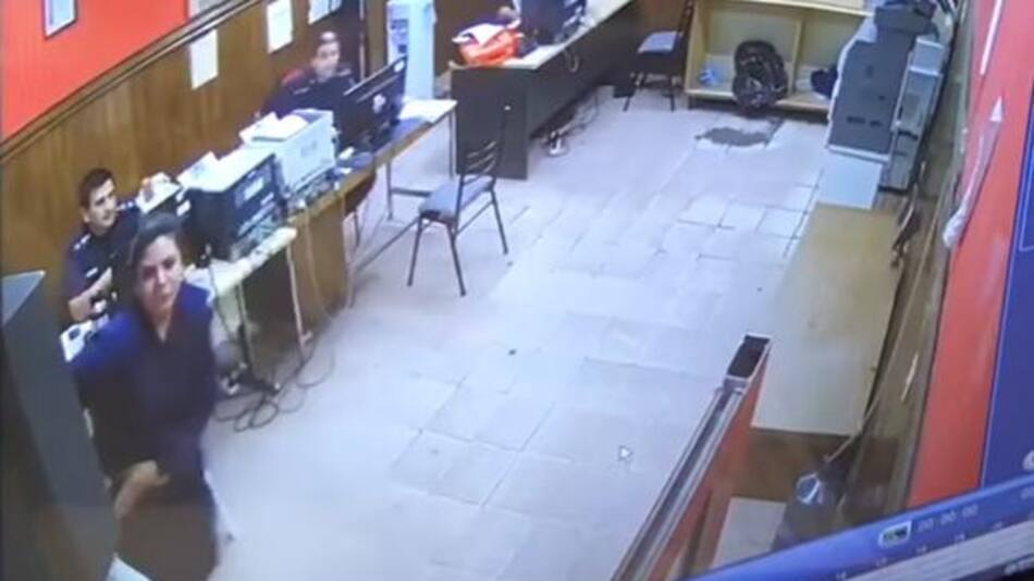 Comisaría - San Justo policía baleada